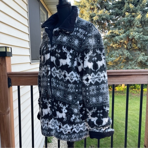 VTG Real Comfort High Pile Fleece Nordic Deer Coat Women’s Size Medium Jacket - Picture 14 of 16